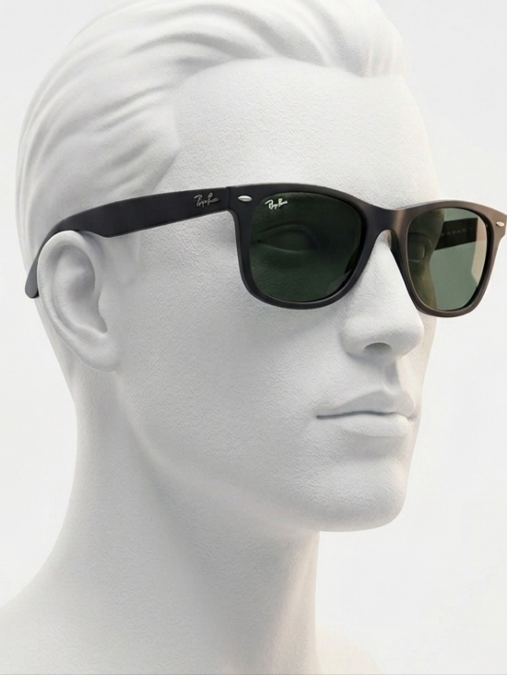 Ray-Ban Wayfarer Men's Black Sunglasses with Brown Case NEW IN BOX